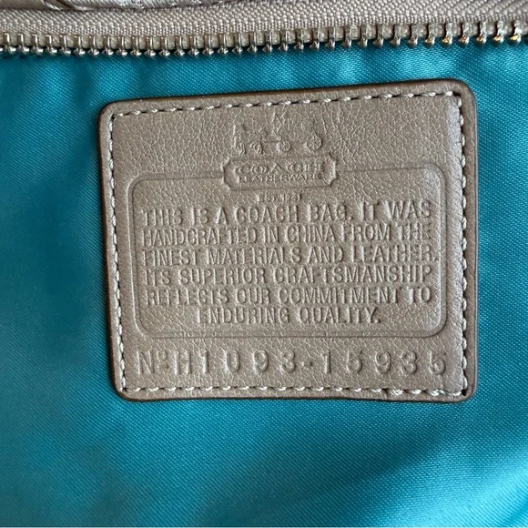 COACH | Madison Dotted Op Art Sophia Satchel (2010) #15935 - Picture 7 of 14